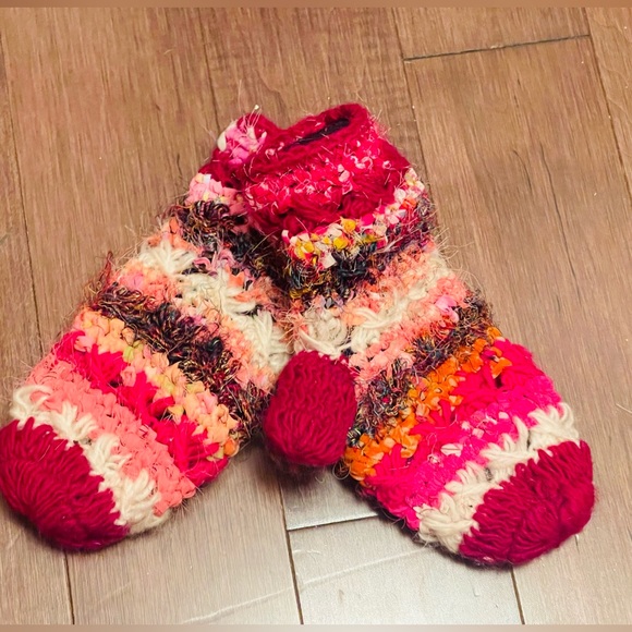 Boho Silk and Fabric Crocheted Fleece Mittens - Picture 8 of 8